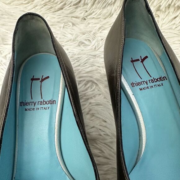 Thierry Rabotin Women's Pewter Metallic Peep Toe Low Wedge Made in Italy 37/ 6.5 - Picture 3 of 10